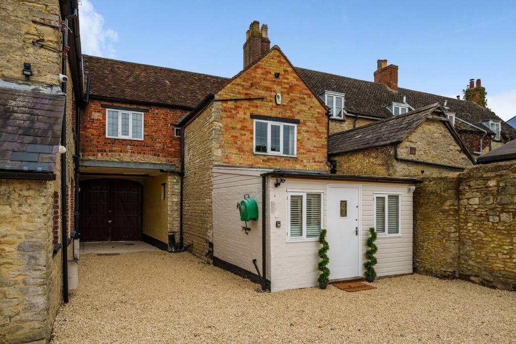 Fox Cottage, Within 5 Min Walk Of Bicester Village Eksteriør bilde